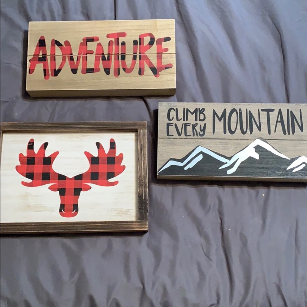 Buffalo Plaid Wall Decor